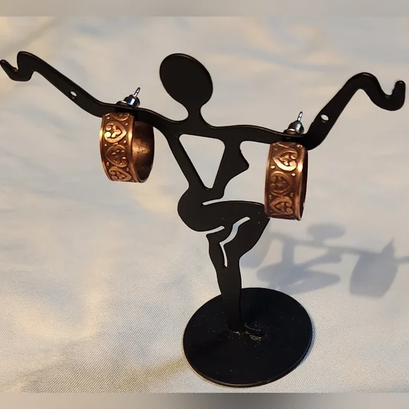 Elegant Copper Heart Pattern Earrings - Picture 3 of 4